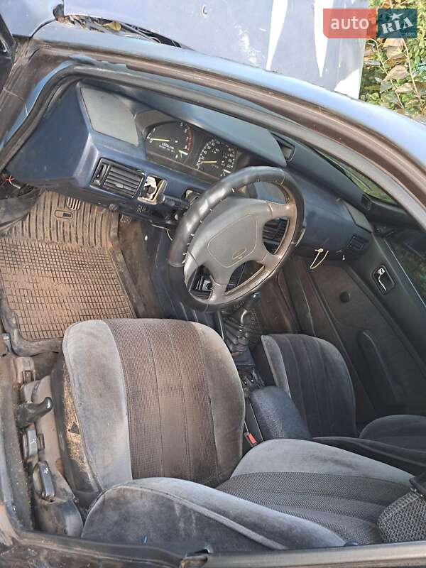 Седан Mitsubishi Galant 1988 в Полтаве