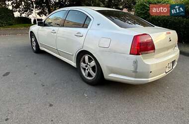 Седан Mitsubishi Galant 2004 в 