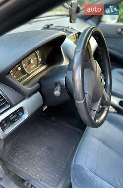 Седан Mitsubishi Galant 2004 в 