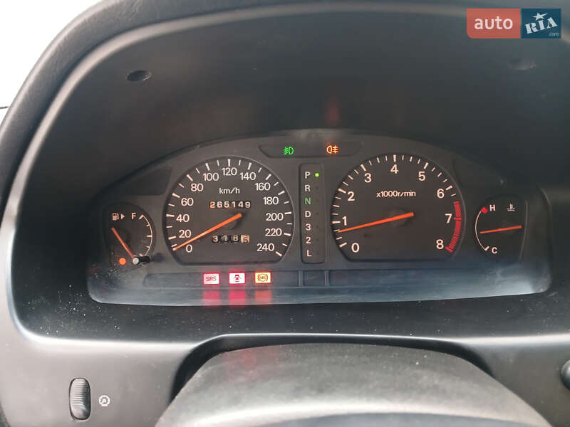 Седан Mitsubishi Galant 1997 в Виннице