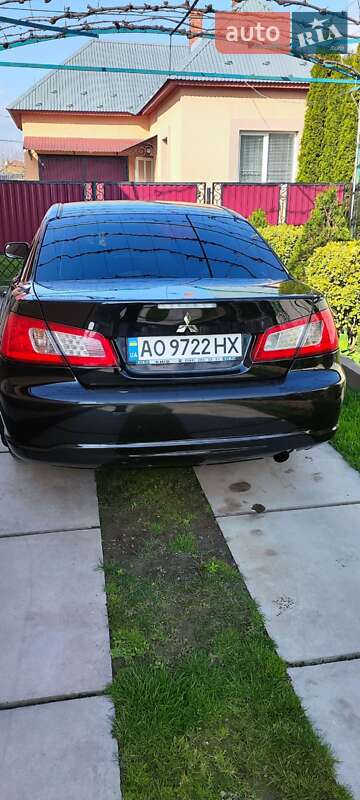 Седан Mitsubishi Galant 2008 в Виноградові