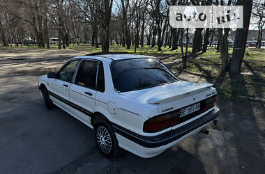 Седан Mitsubishi Galant 1988 в Одесі