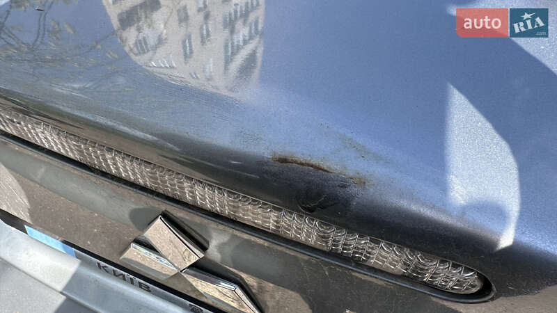 Седан Mitsubishi Galant 2009 в Києві