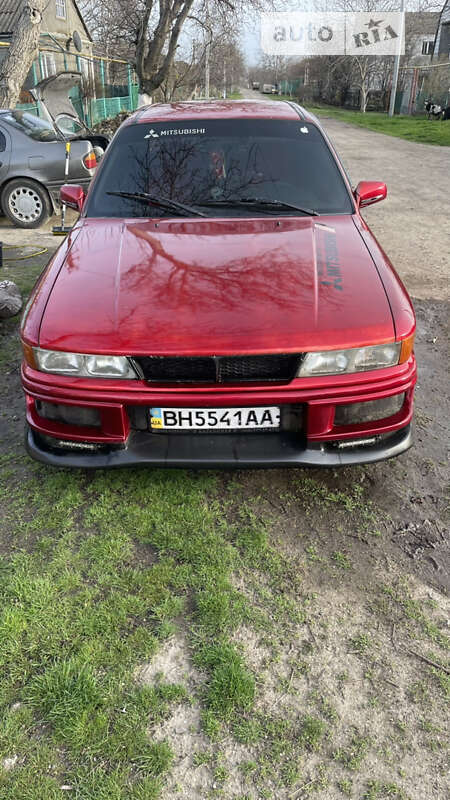 Седан Mitsubishi Galant 1988 в Одессе