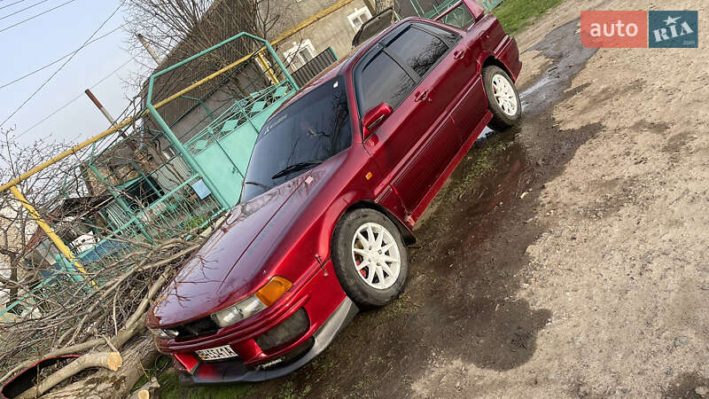 Седан Mitsubishi Galant 1988 в Одесі