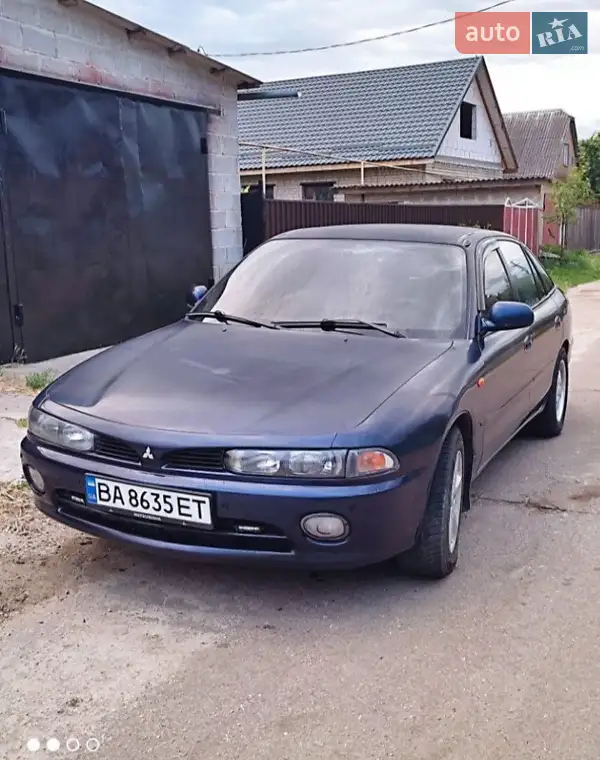 Mitsubishi Galant