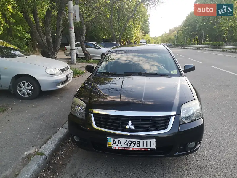 Mitsubishi Galant