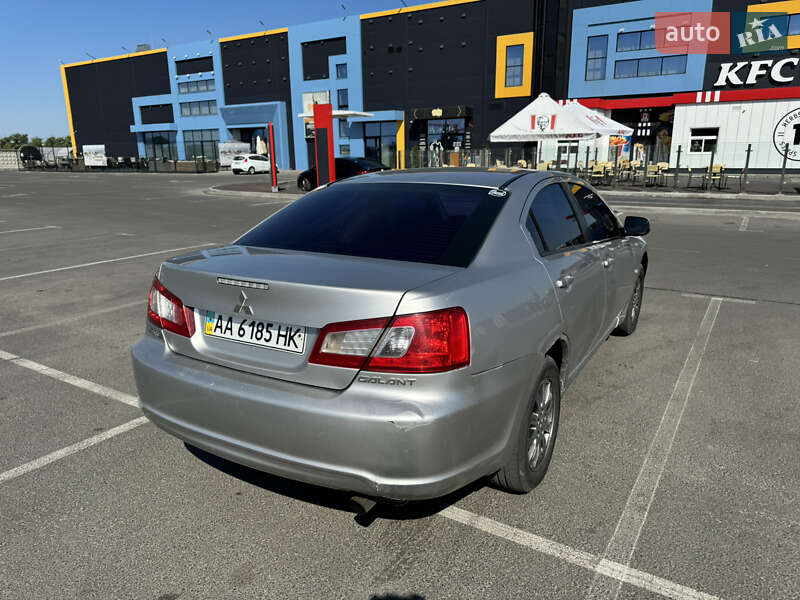 Седан Mitsubishi Galant 2008 в Киеве
