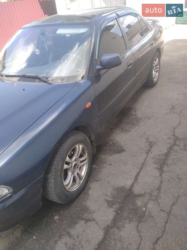 Седан Mitsubishi Galant 1995 в Луцке