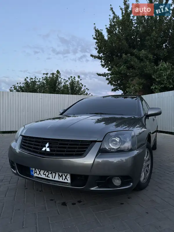 Mitsubishi Galant 2008