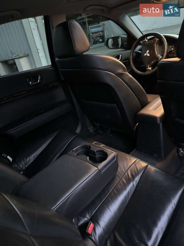 Седан Mitsubishi Galant 2008 в Никополе