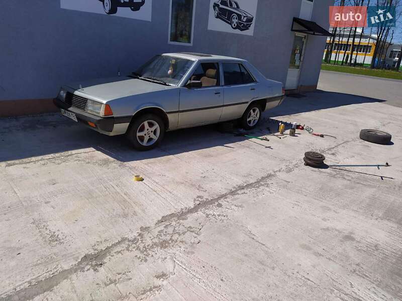 Седан Mitsubishi Galant 1981 в Барановке