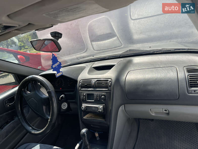 Седан Mitsubishi Galant 1997 в Измаиле