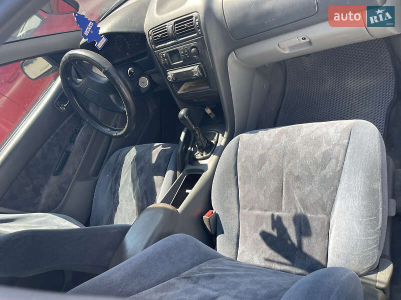 Седан Mitsubishi Galant 1997 в Измаиле