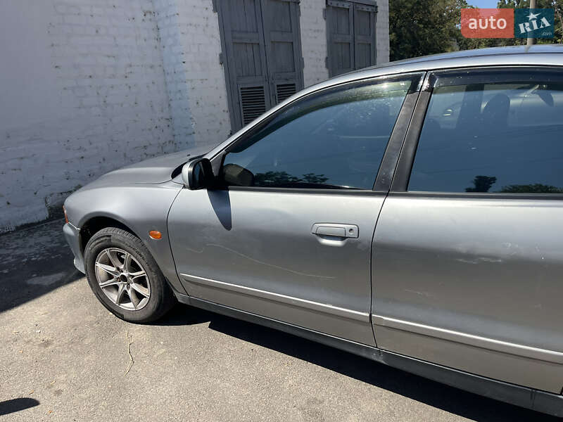 Седан Mitsubishi Galant 1997 в Измаиле