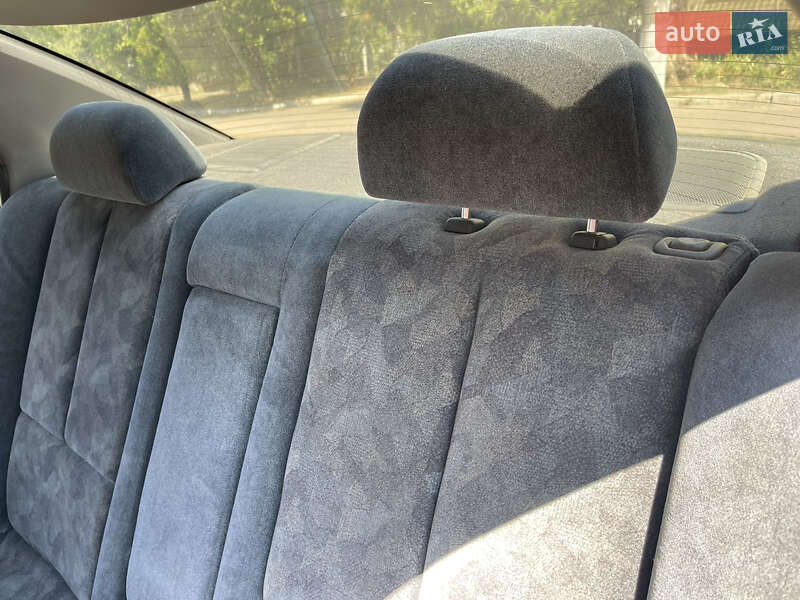 Седан Mitsubishi Galant 1997 в Измаиле