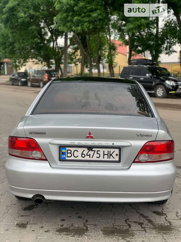Седан Mitsubishi Galant 1998 в Львове
