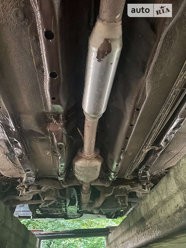 Седан Mitsubishi Galant 1998 в Львове