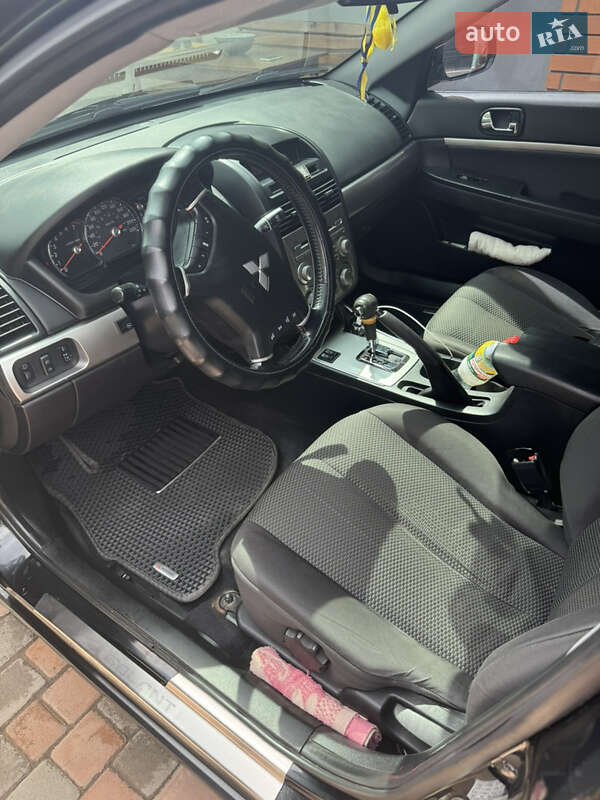 Седан Mitsubishi Galant 2008 в Ніжині