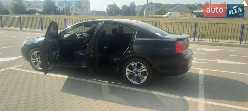 Седан Mitsubishi Galant 2004 в Нововолынске