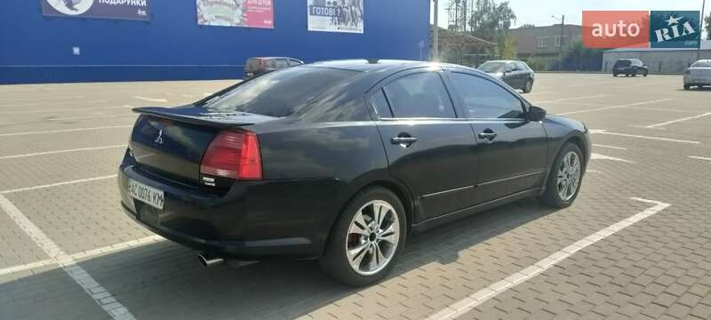 Седан Mitsubishi Galant 2004 в Нововолынске