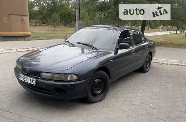 Седан Mitsubishi Galant 1992 в Ізмаїлі