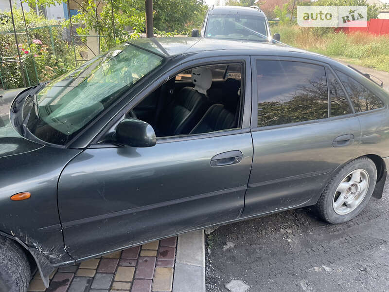 Лифтбек Mitsubishi Galant 1993 в Одессе