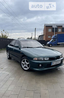 Седан Mitsubishi Galant 1996 в Почаеве