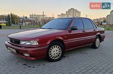 Седан Mitsubishi Galant 1992 в 
