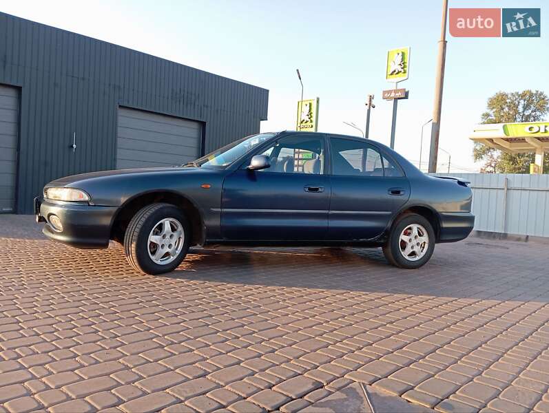 Седан Mitsubishi Galant 1993 в Кривом Роге