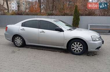 Седан Mitsubishi Galant 2009 в Староконстантинове