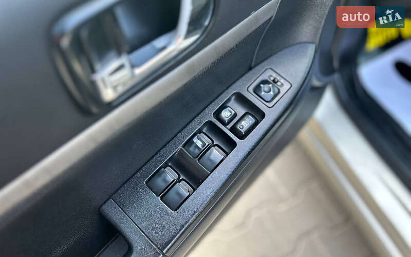 Седан Mitsubishi Galant 2008 в Черновцах
