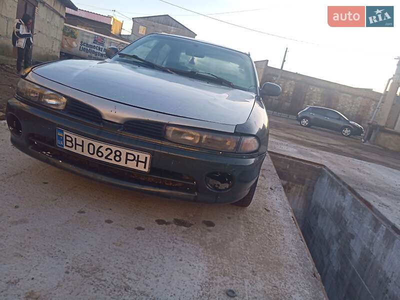 Седан Mitsubishi Galant 1993 в Одесі