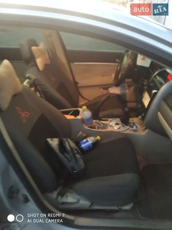 Седан Mitsubishi Galant 2007 в Запорожье