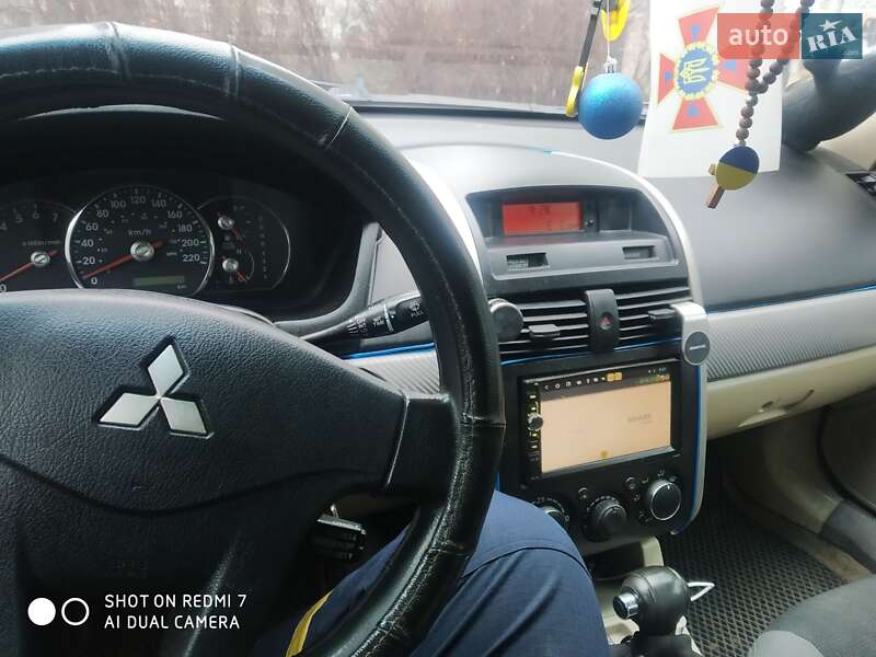Седан Mitsubishi Galant 2007 в Запорожье