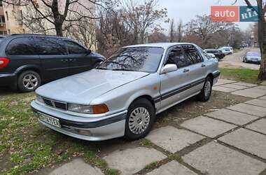 Седан Mitsubishi Galant 1989 в Одесі