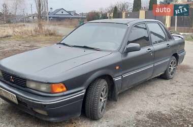 Седан Mitsubishi Galant 1991 в Нове