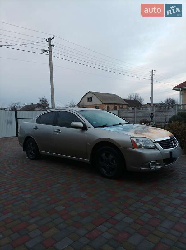 Седан Mitsubishi Galant 2008 в Смеле