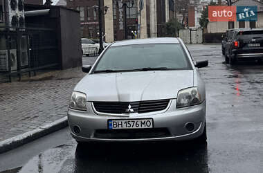 Седан Mitsubishi Galant 2006 в Одессе