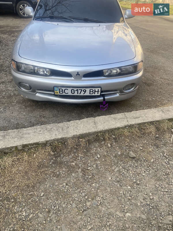 Ліфтбек Mitsubishi Galant 1996 в Стрию