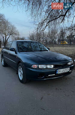 Седан Mitsubishi Galant 1995 в Рівному