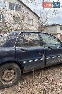 Ліфтбек Mitsubishi Galant 1989 в Чернігові