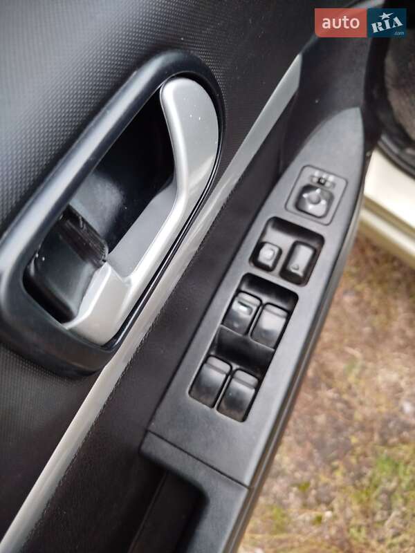 Седан Mitsubishi Galant 2007 в Узине