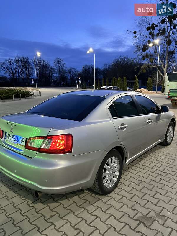 Седан Mitsubishi Galant 2008 в Житомире