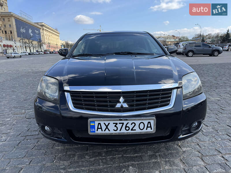 Седан Mitsubishi Galant 2008 в Пересічне
