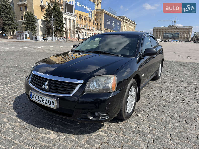 Седан Mitsubishi Galant 2008 в Пересічне