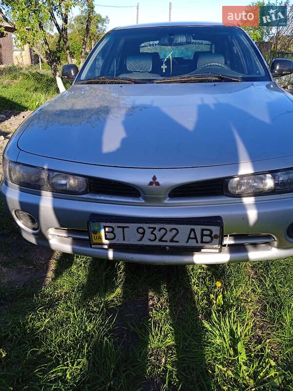 Ліфтбек Mitsubishi Galant 1993 в Іллінцях