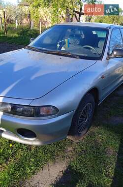 Лифтбек Mitsubishi Galant 1993 в Ильинцах