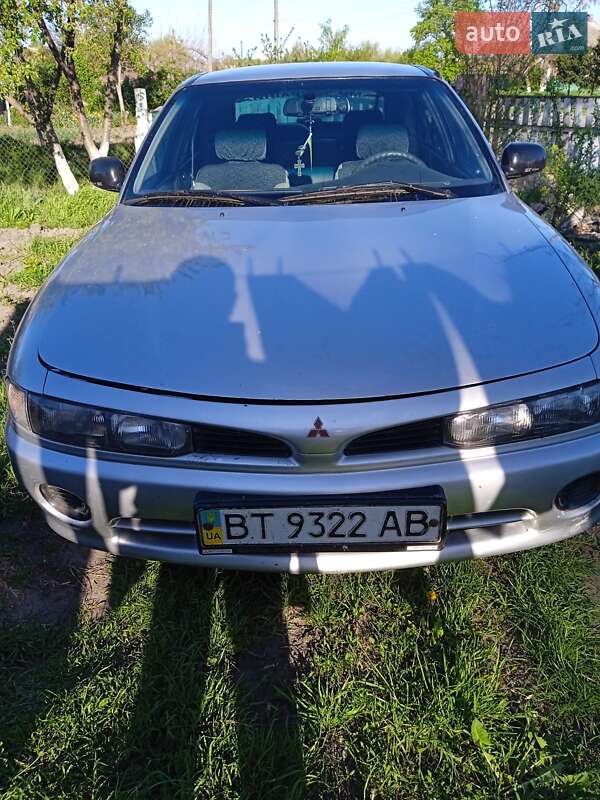 Ліфтбек Mitsubishi Galant 1993 в Іллінцях