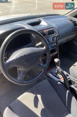 Седан Mitsubishi Galant 2002 в 